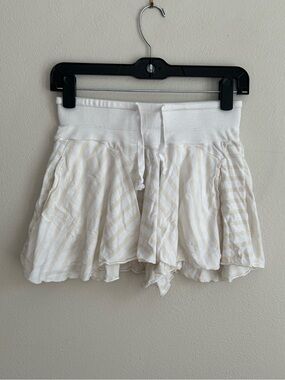 Free People Intimately White and Cream Striped Flowy Shorts Size XS